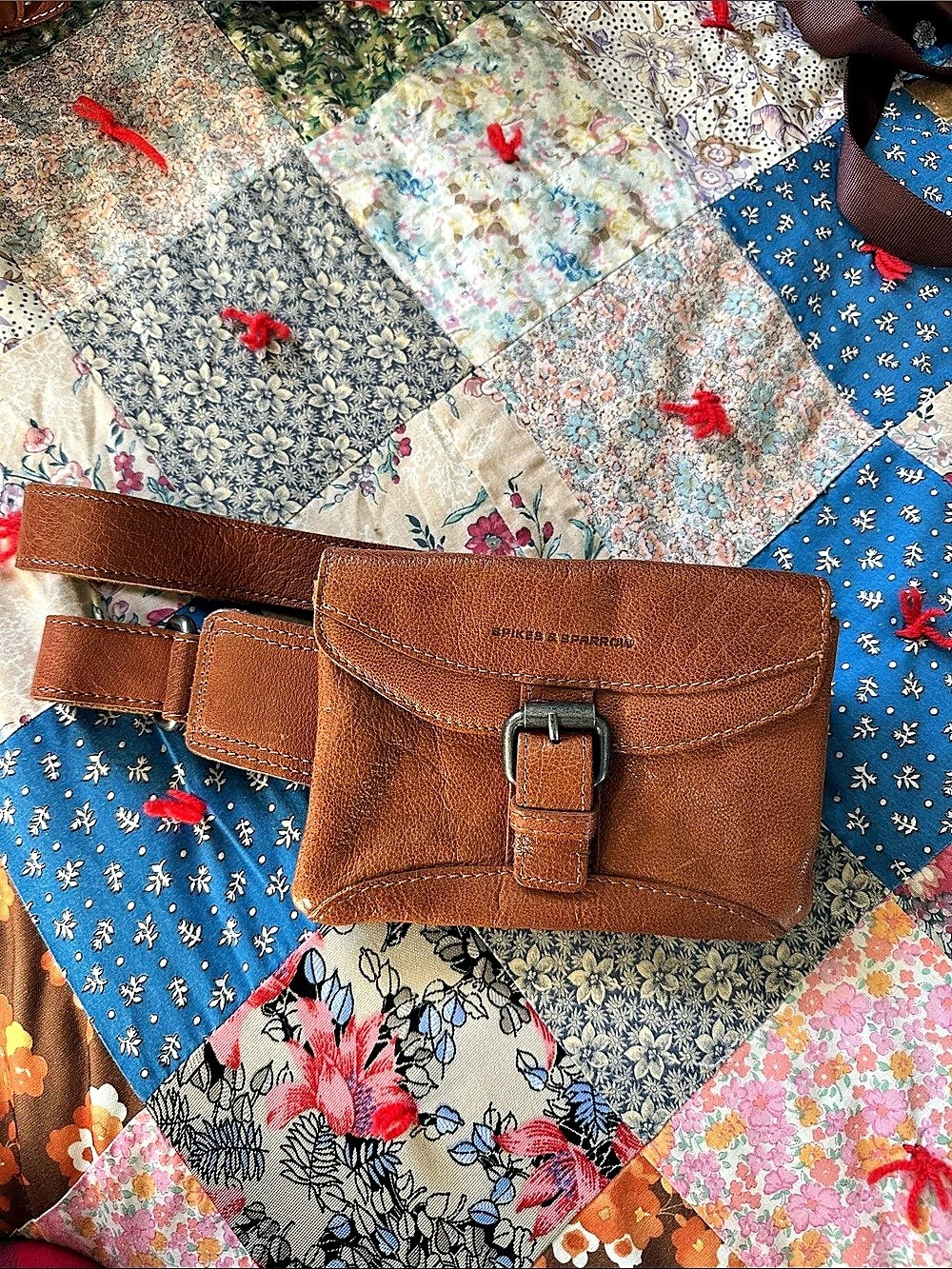 Spikes & Sparrow Missouri Leather Hip Bag Brown